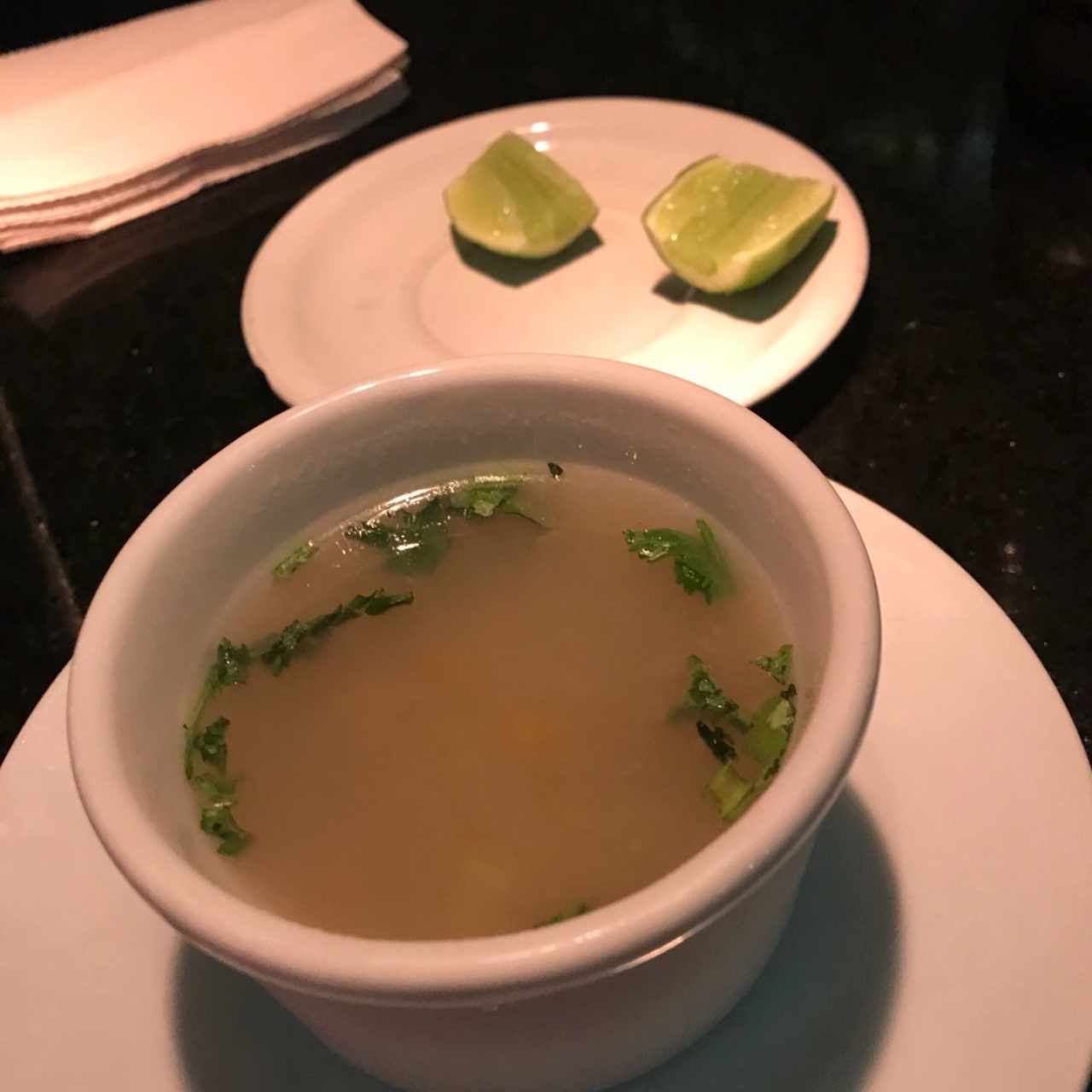 Fumé de pescado, cortesía de la casa, delicioso!