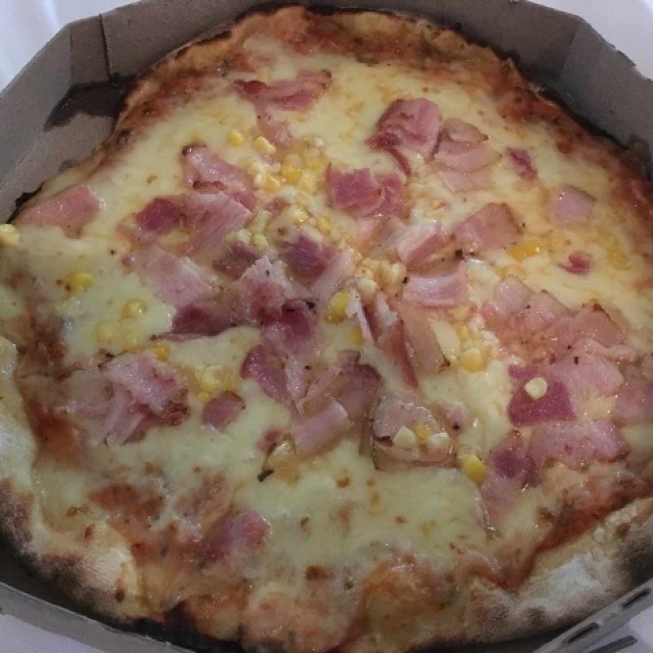 pizza primavera pequeña. para llevar porque flojear con pizza es mejor. 
