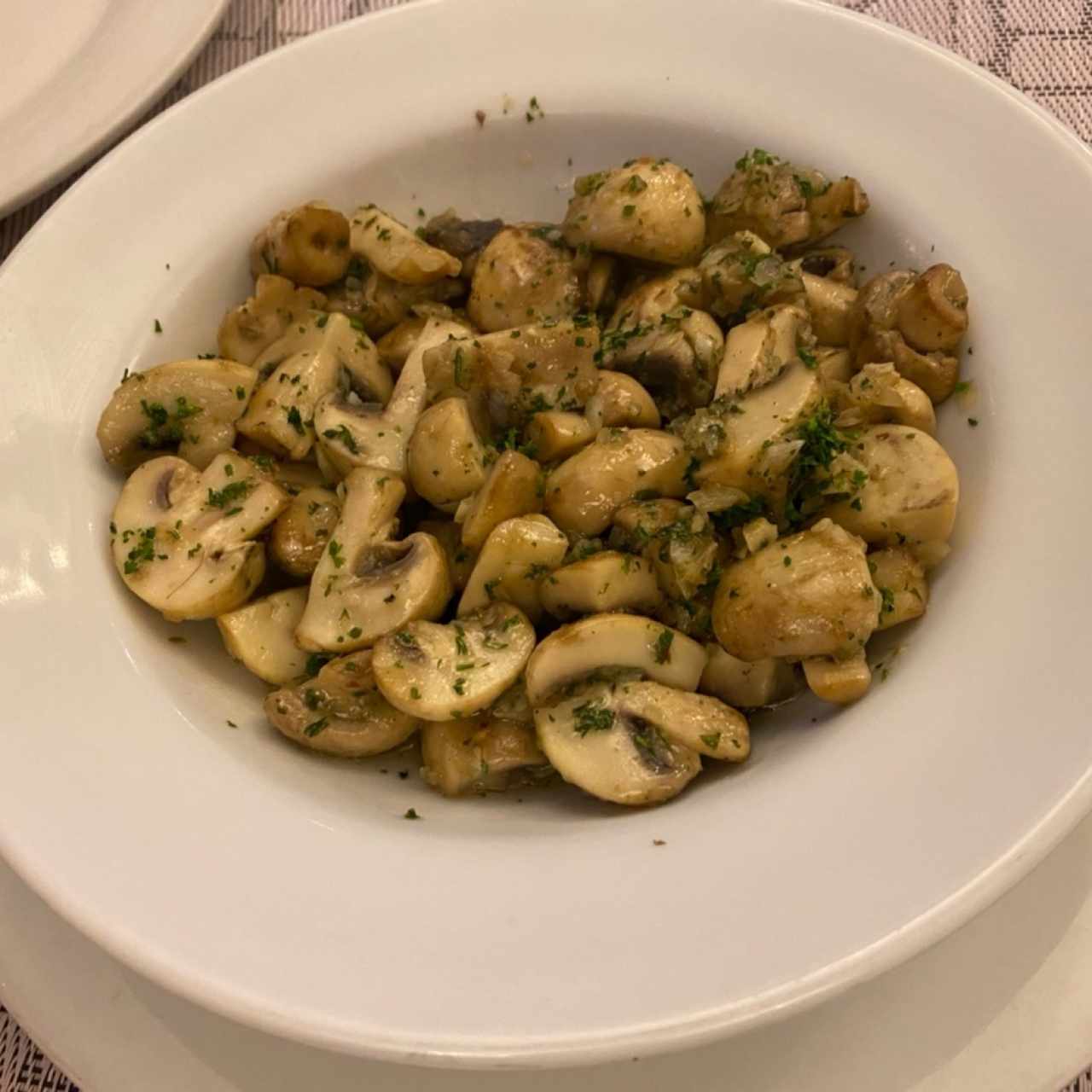 Champiñones Estilo Mesón