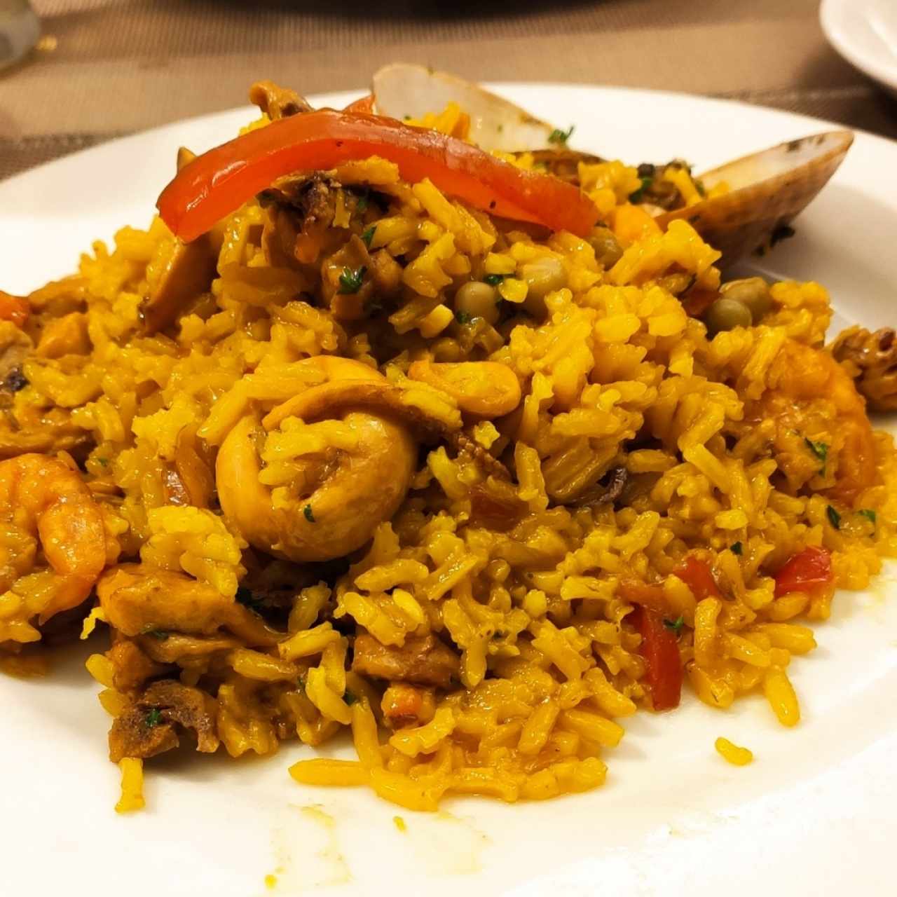 Paella valenciana