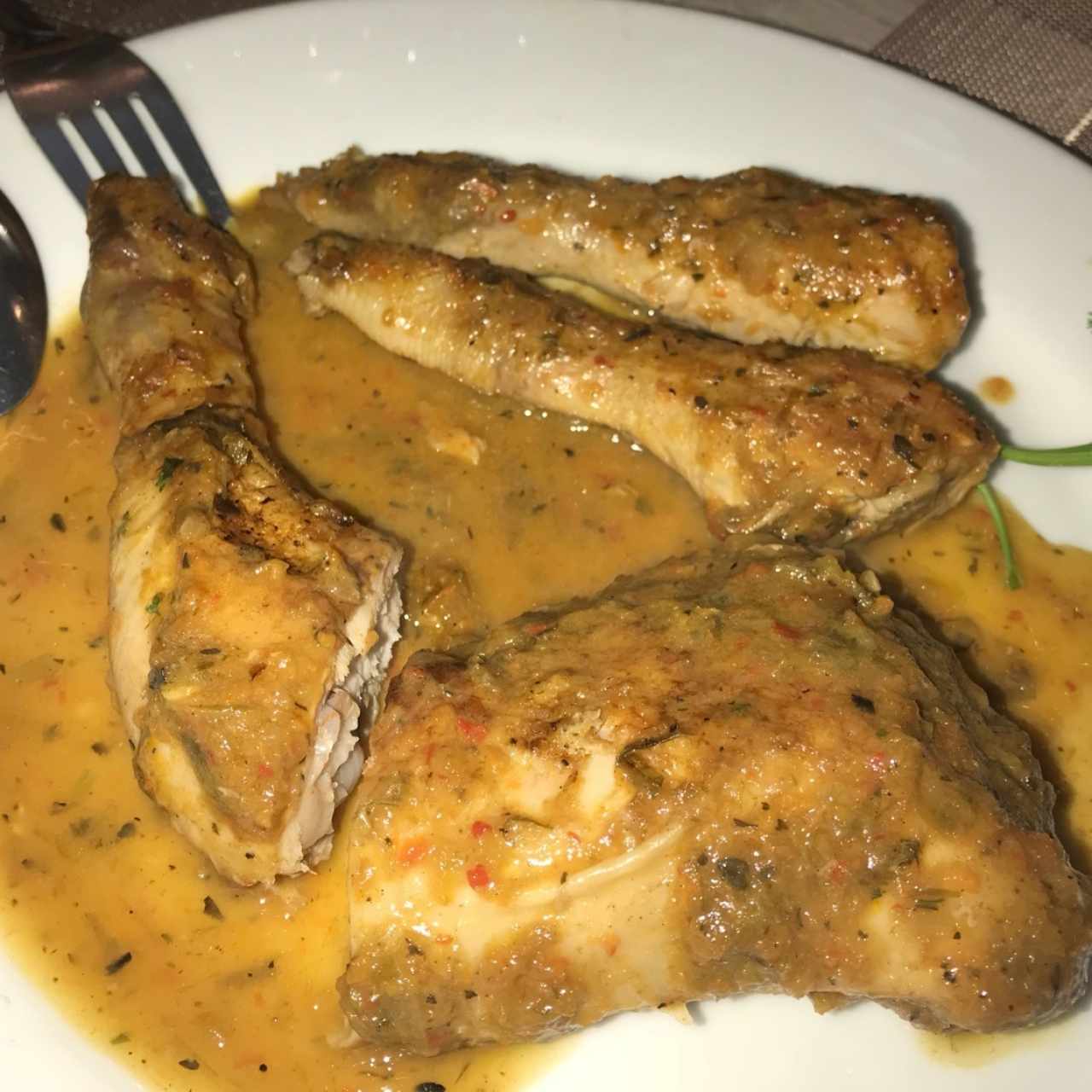 muslos de pollo horneados en su salsa, espectaculares!