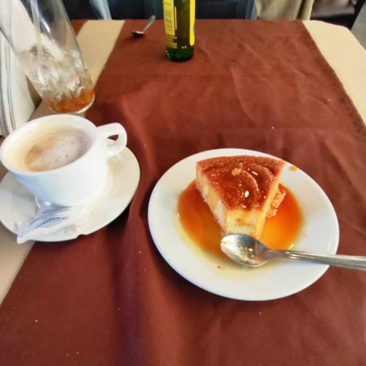 Quesillo y Café con leche 