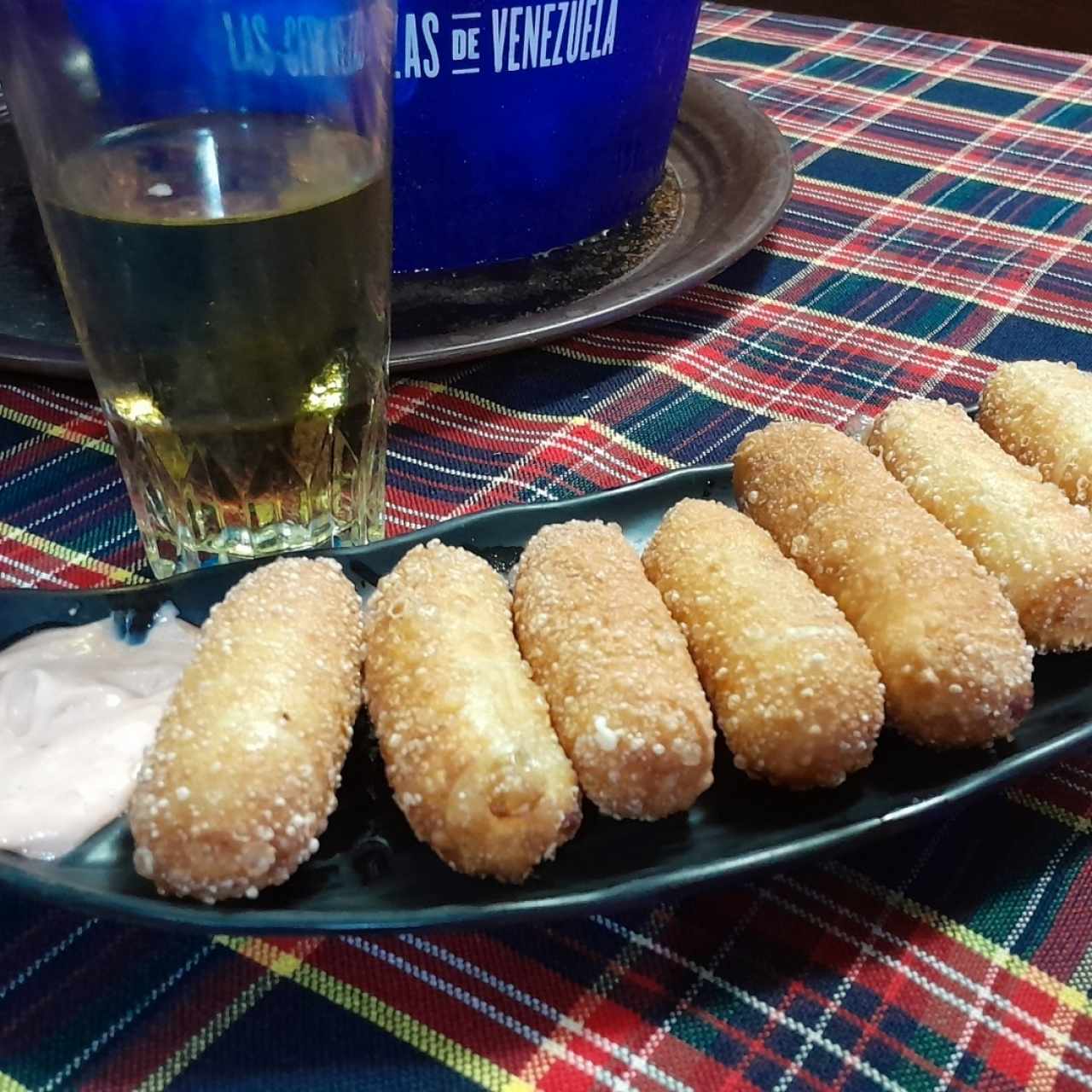 Ración de tequeños