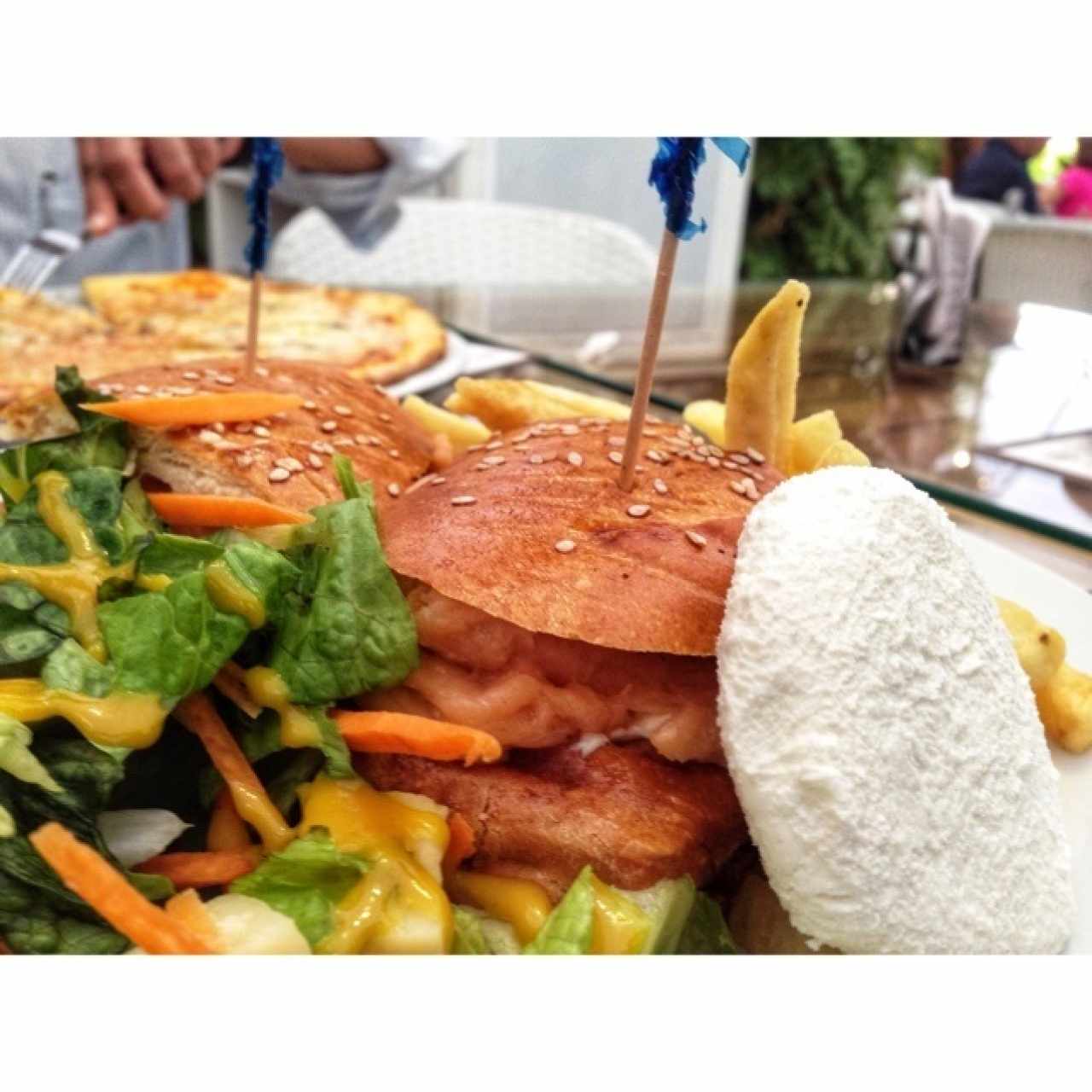 Sandwich de salmon. 