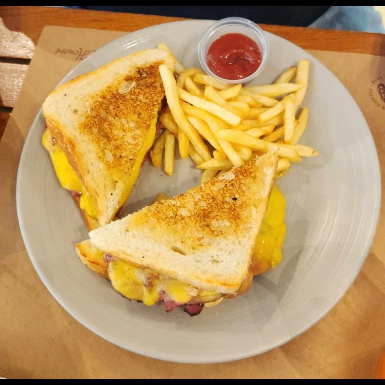 Sandwich de Pastrami 