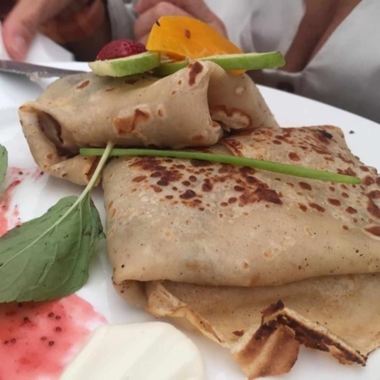 Crepes de Guayaba con queso crema y champiñones 