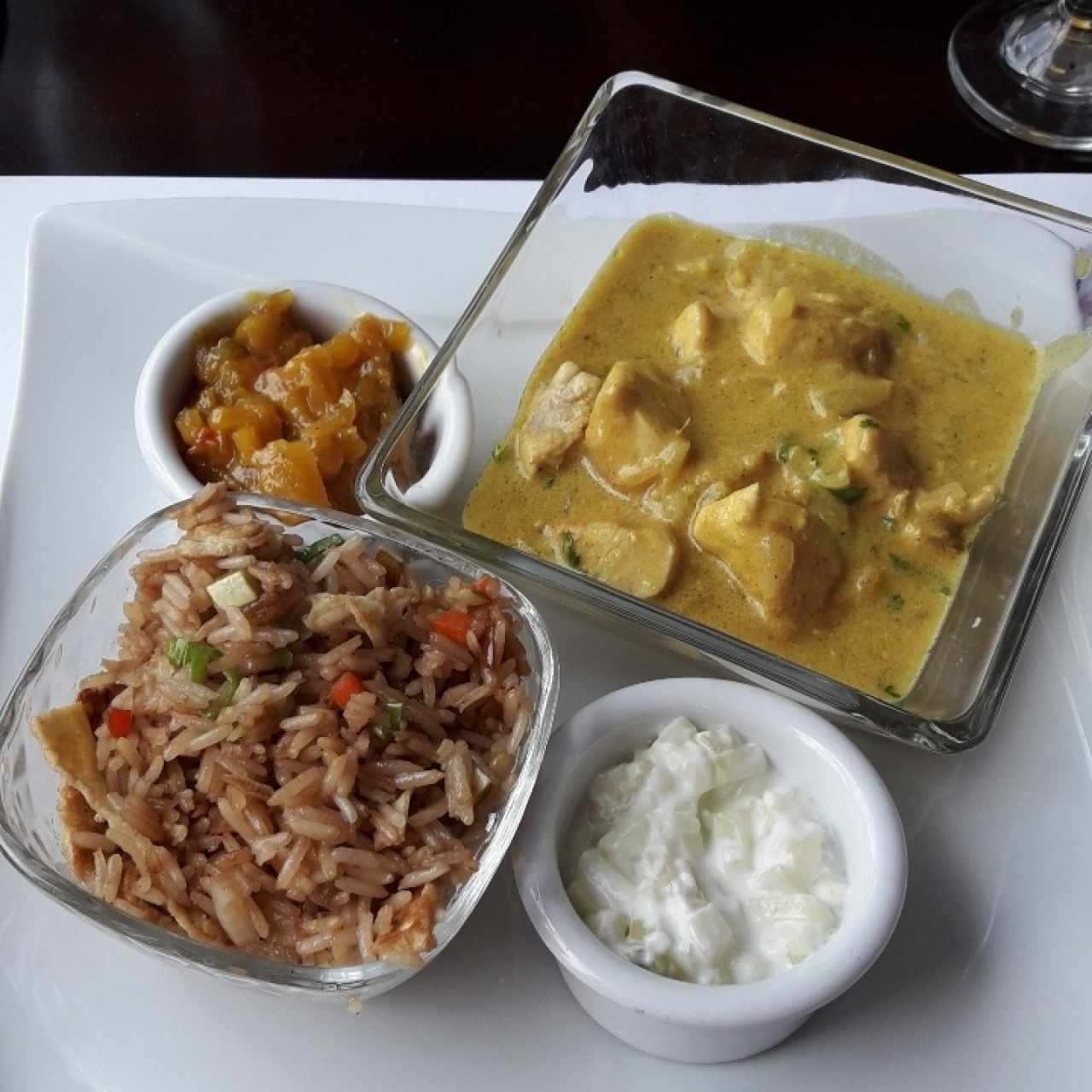Curry de pollo