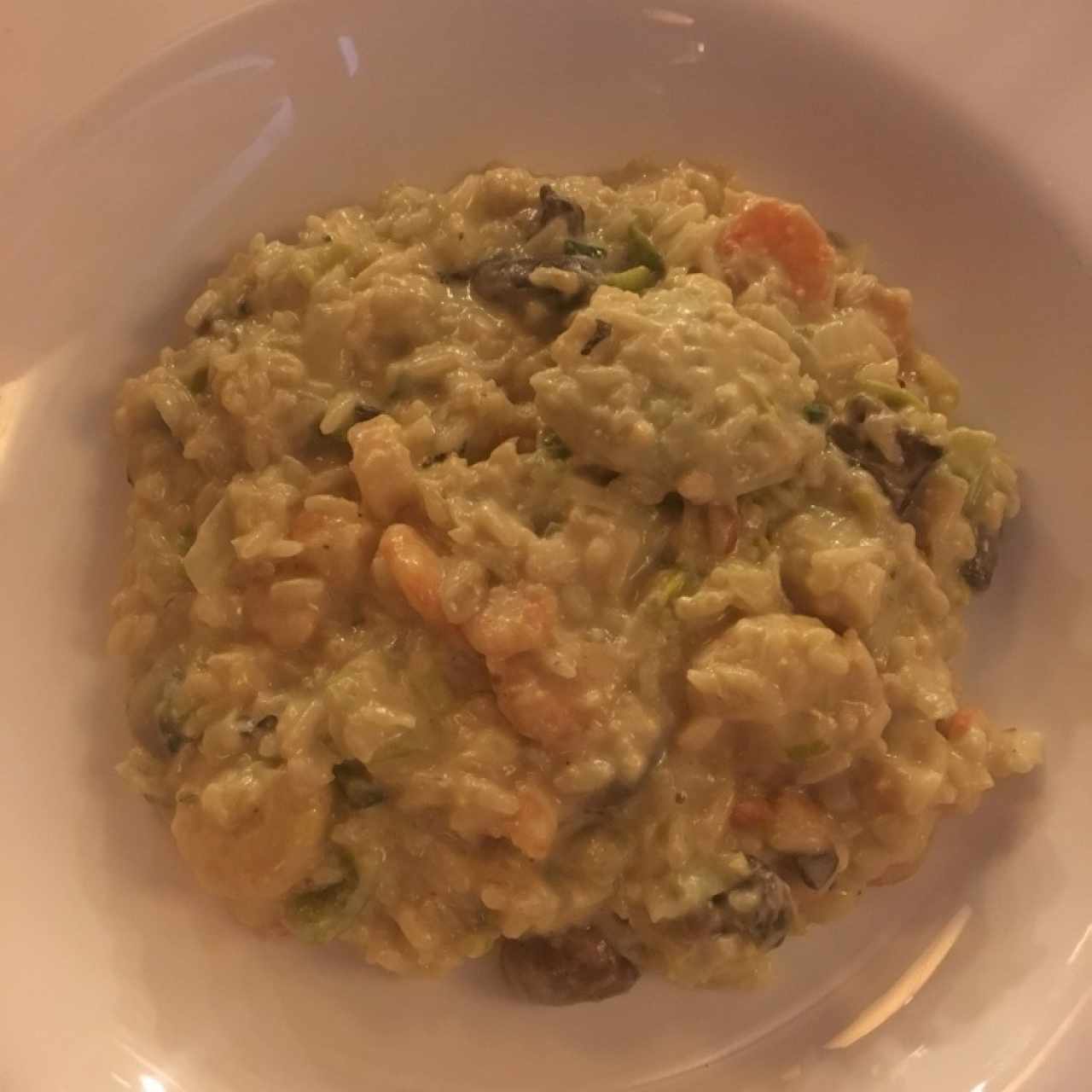 Risotto de camarones y champiñones