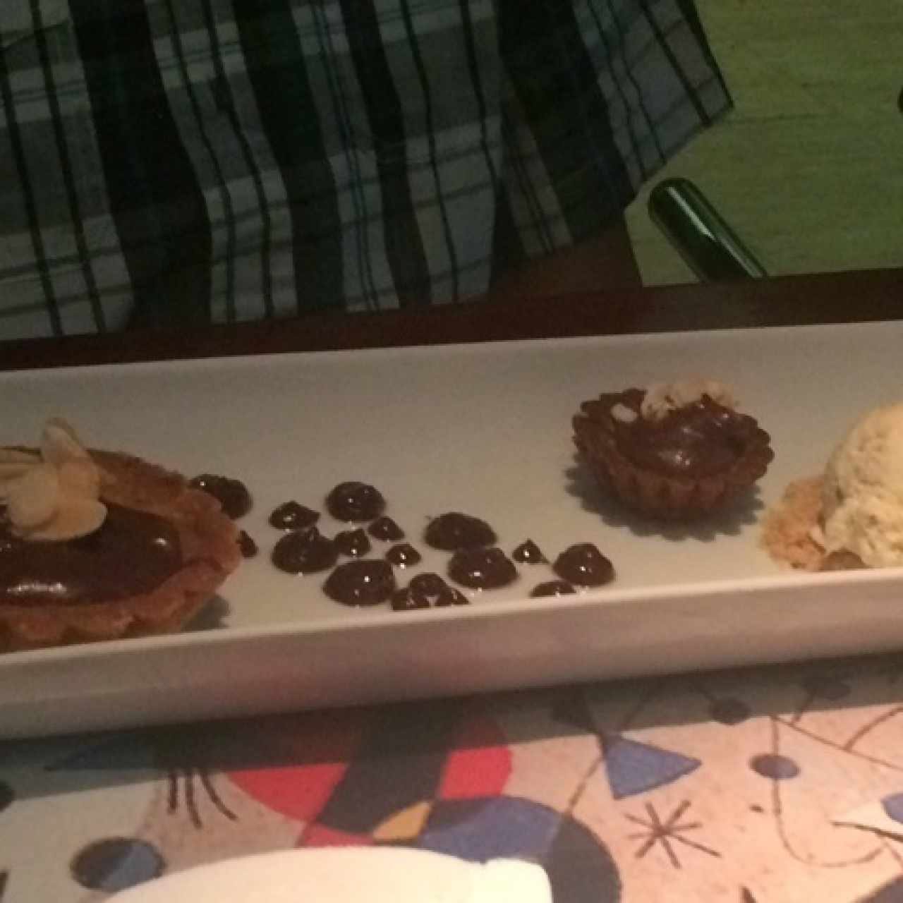 tartaleta de chocolate y helado