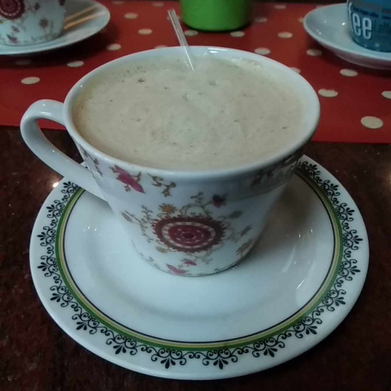 Cafe grande Marron