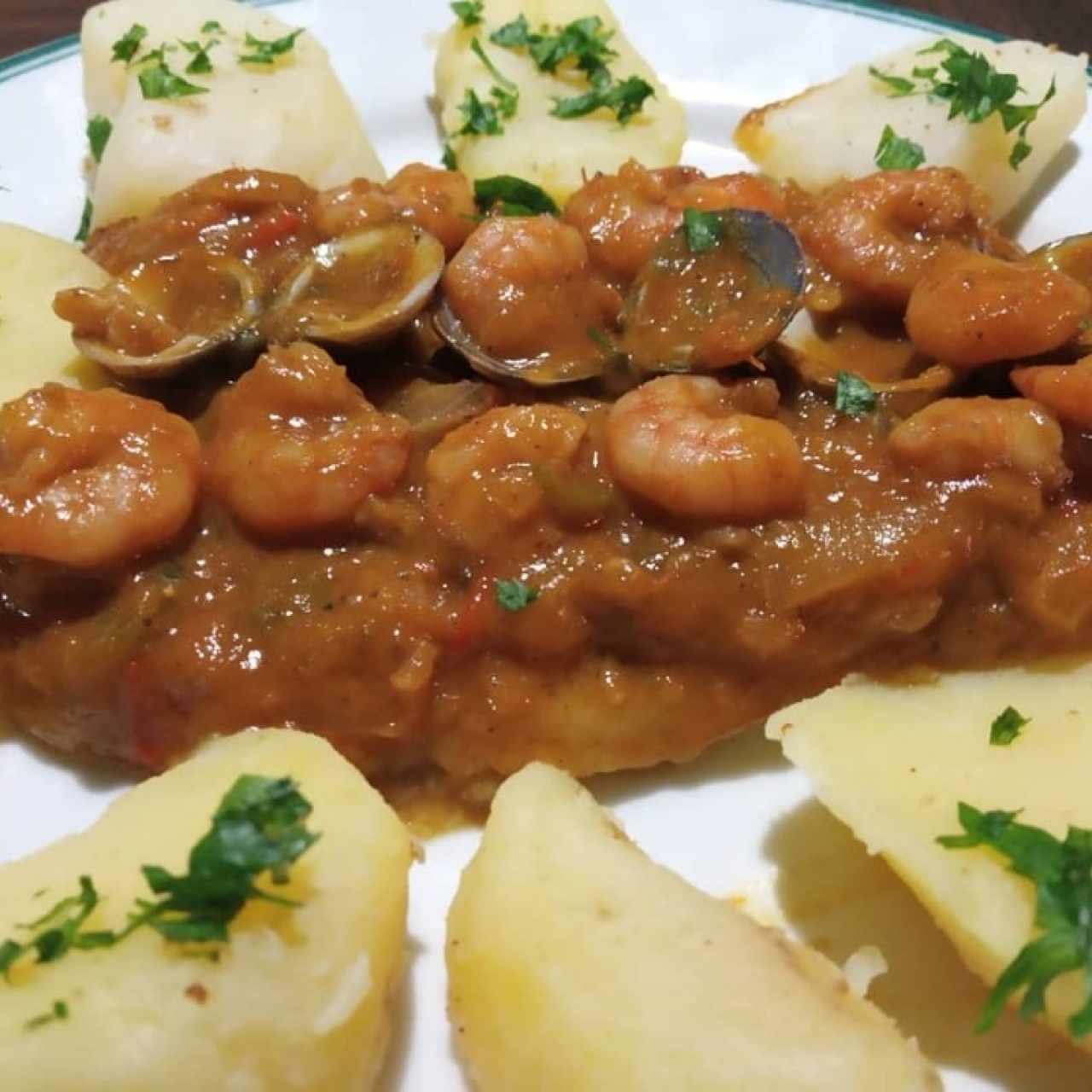 filete de pargo a la marinera
