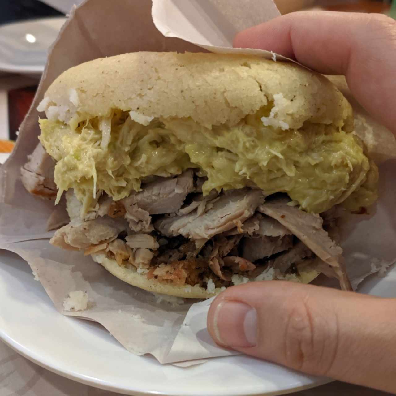 Reina pepiada con pernil
