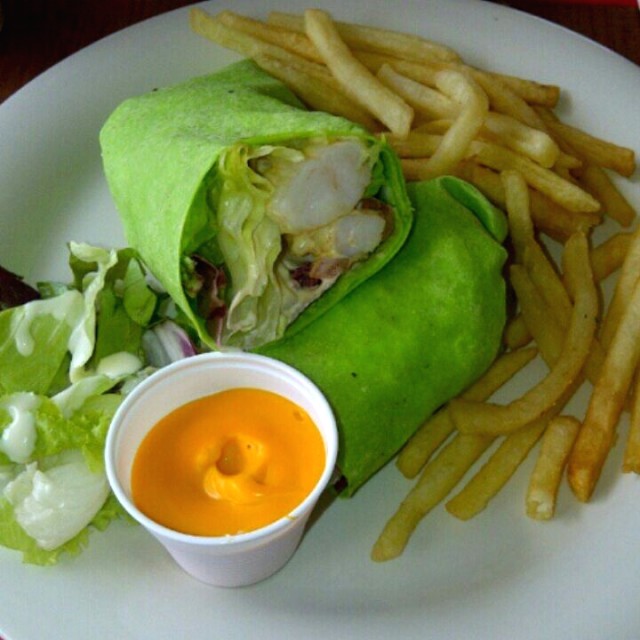 Wrap mediterráneo