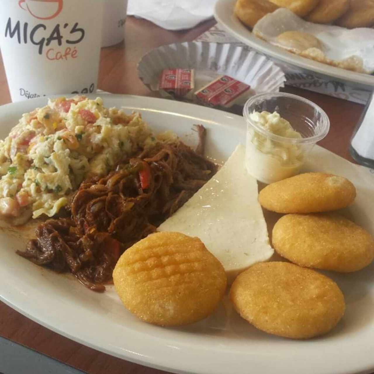DESAYUNO 