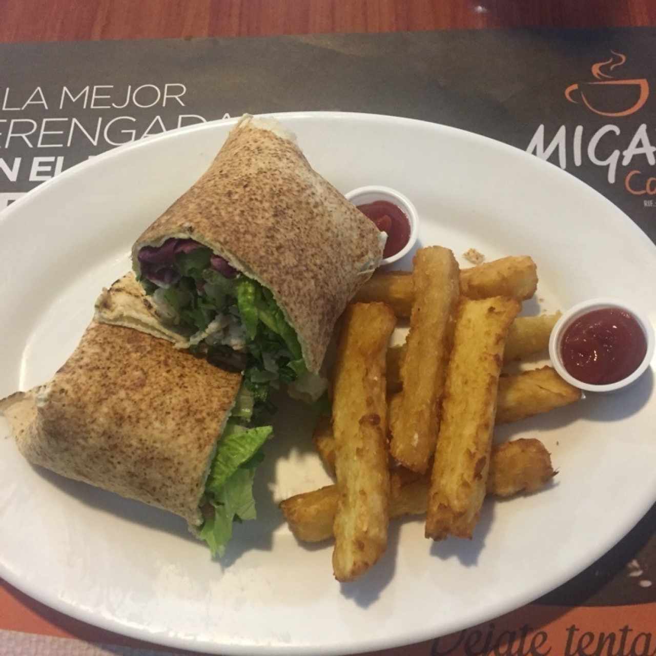 Wrap árabe con yuca frita 