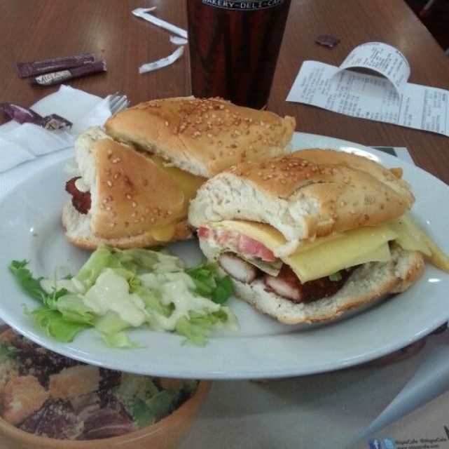 Sándwich caliente pollo crispy 