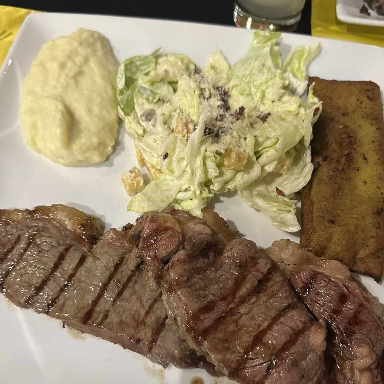 Menu con dos contornos