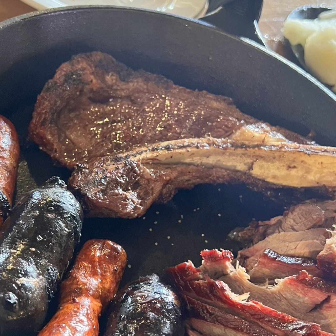Carne en Vara y Tomahawk