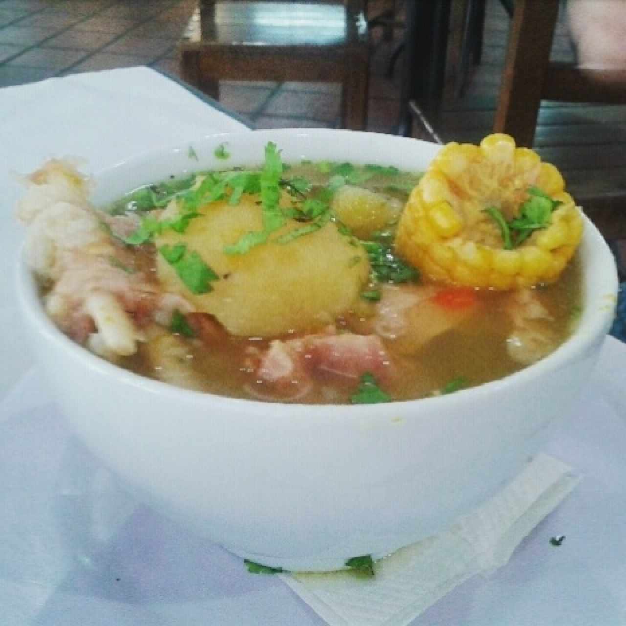 Sopa de res