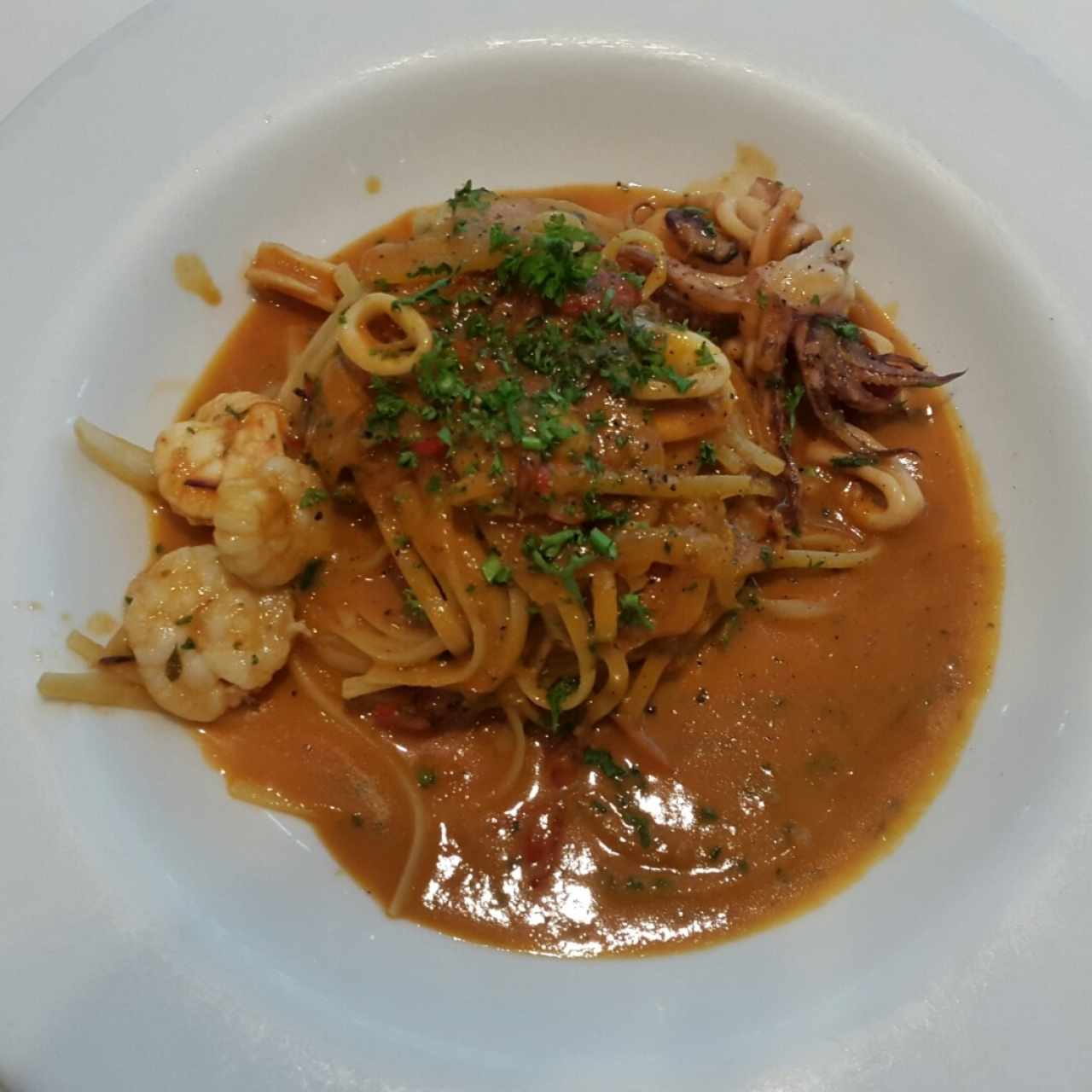pasta frutos del mar. 