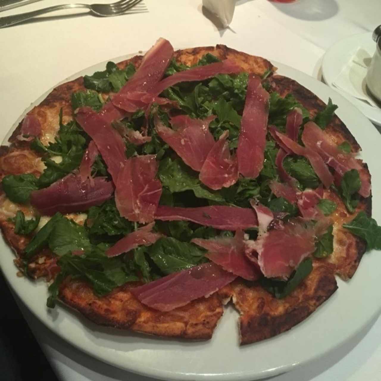 Pizza Prosciutto y rugula.