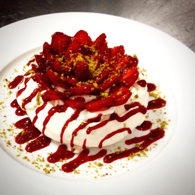 Pavlova de Fresas