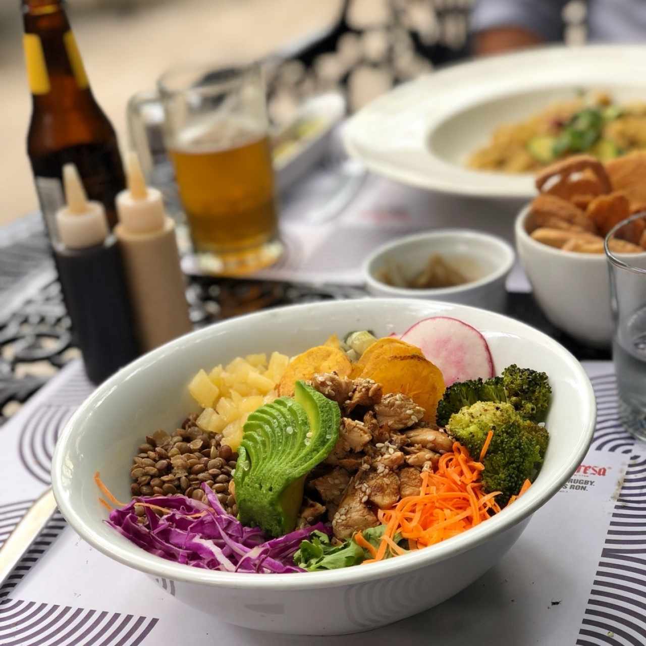 Poke Lola con pollo