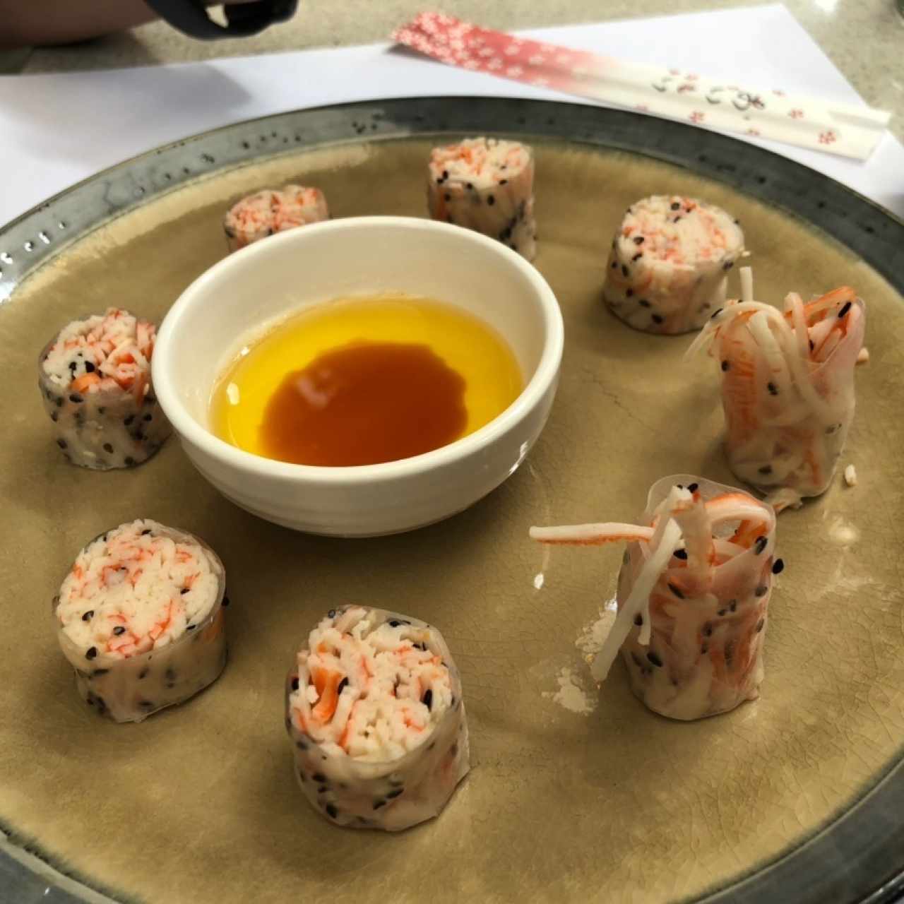 rolls de cangrejo con mantequilla
