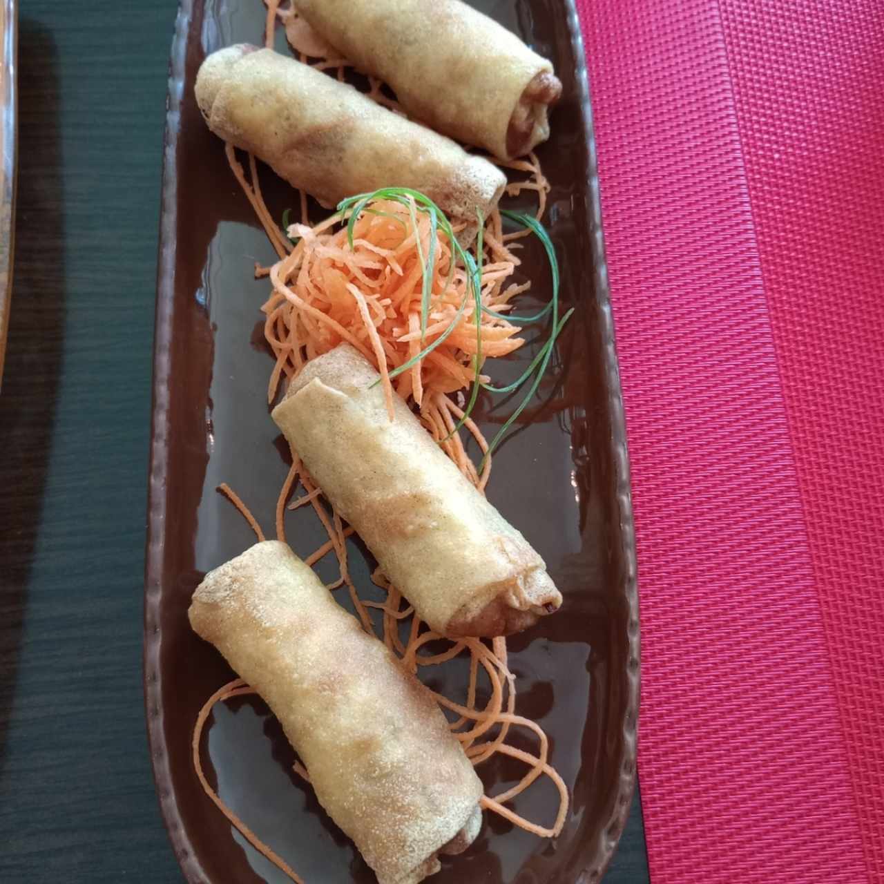 Mini lumpias,  deliciosas