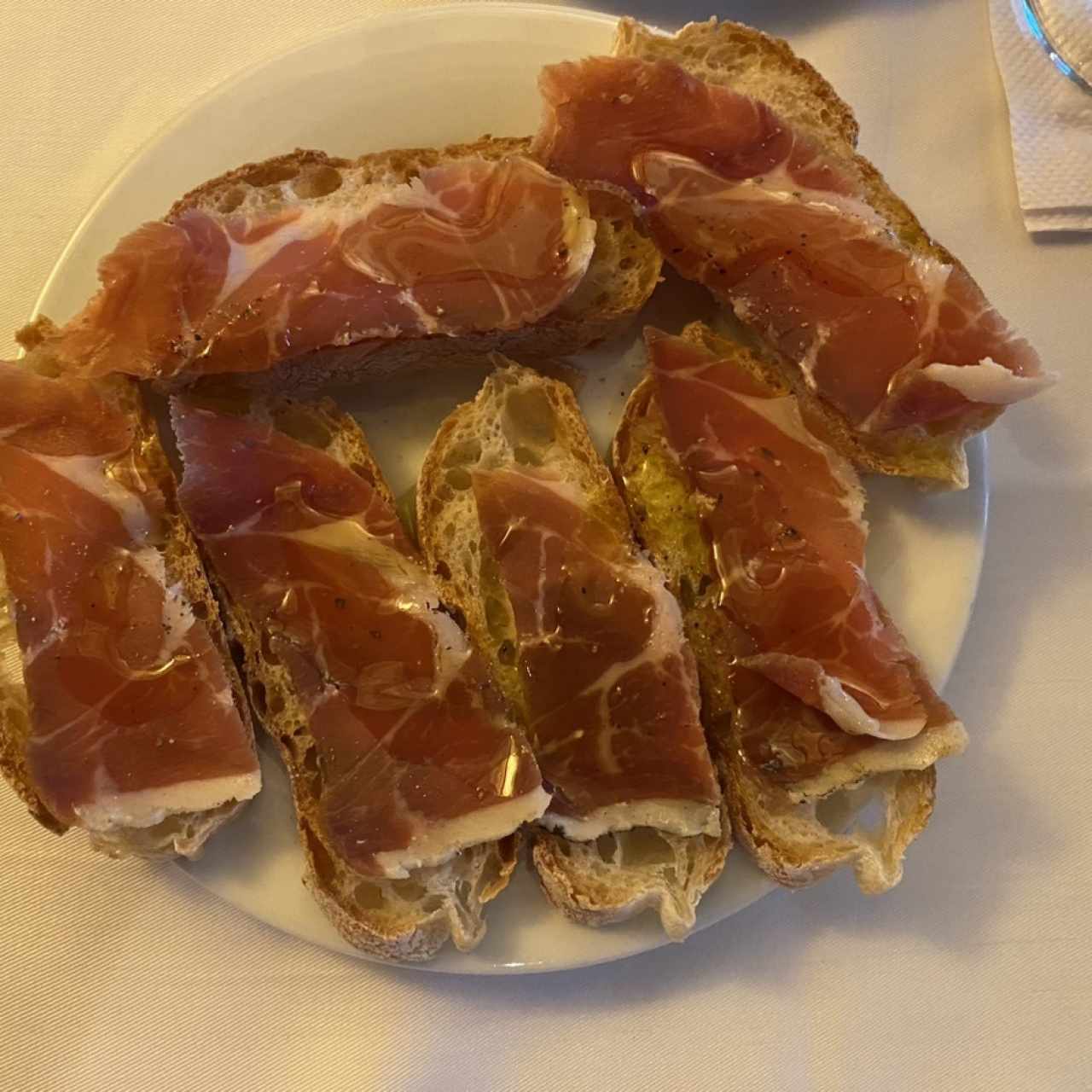 Pan con Jamón Serrano