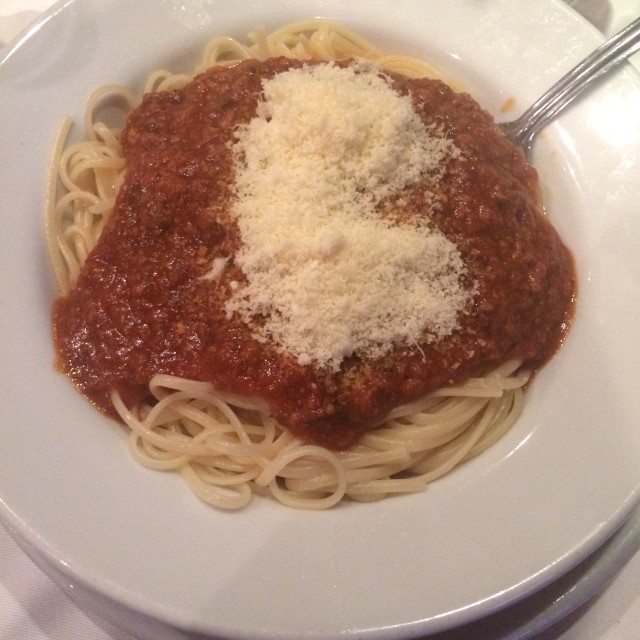 Linguini a la boloñesa