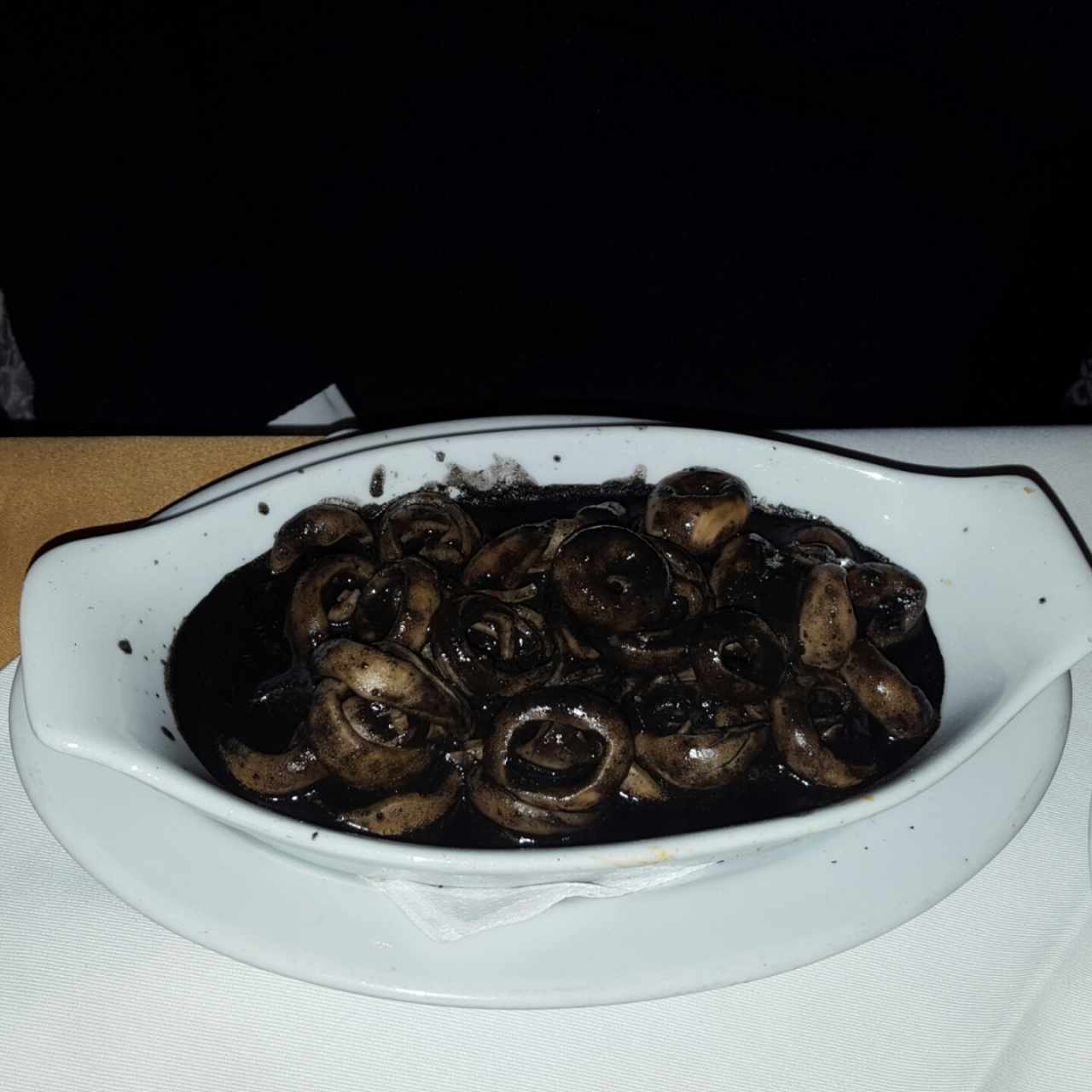 Calamares en su tinta 