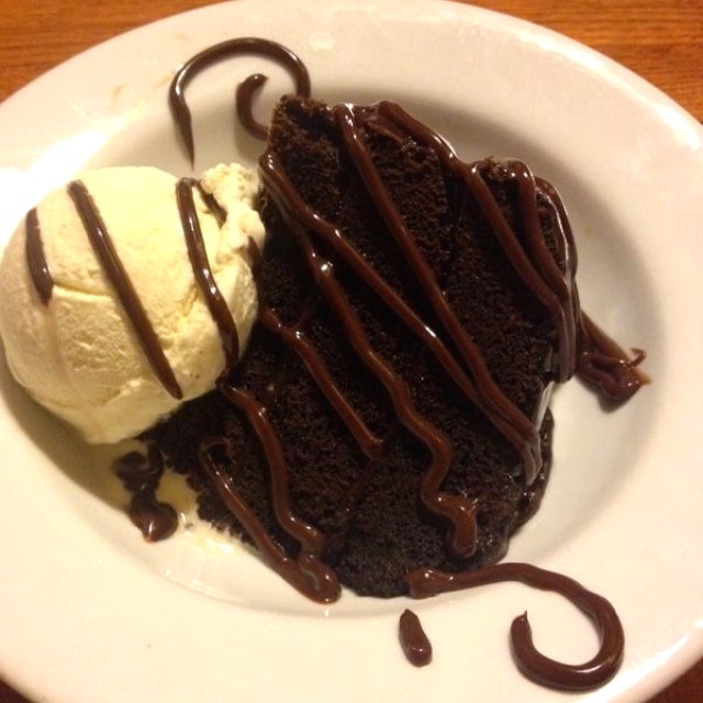 Chcolate laye cake