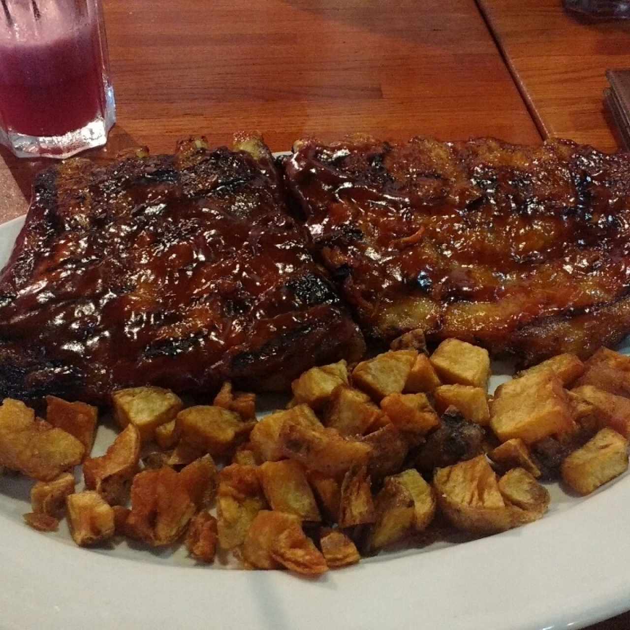 St. Louis ribs (grande) con papas salteadas