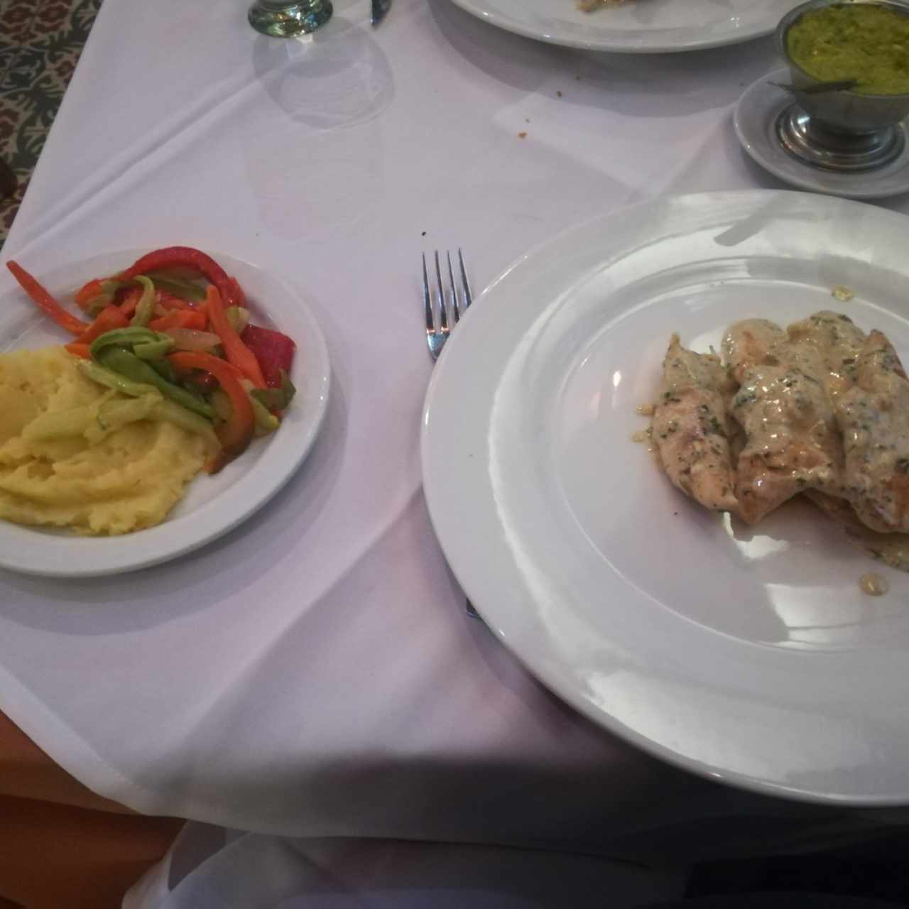 pollo en salsa de estragón