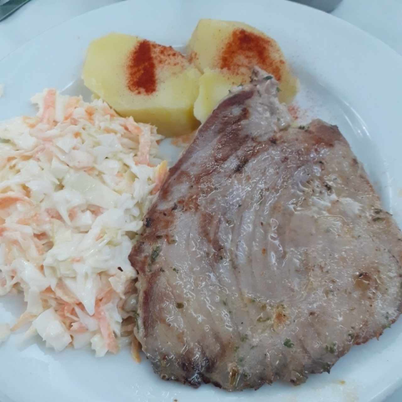 Atún al Ajillo
