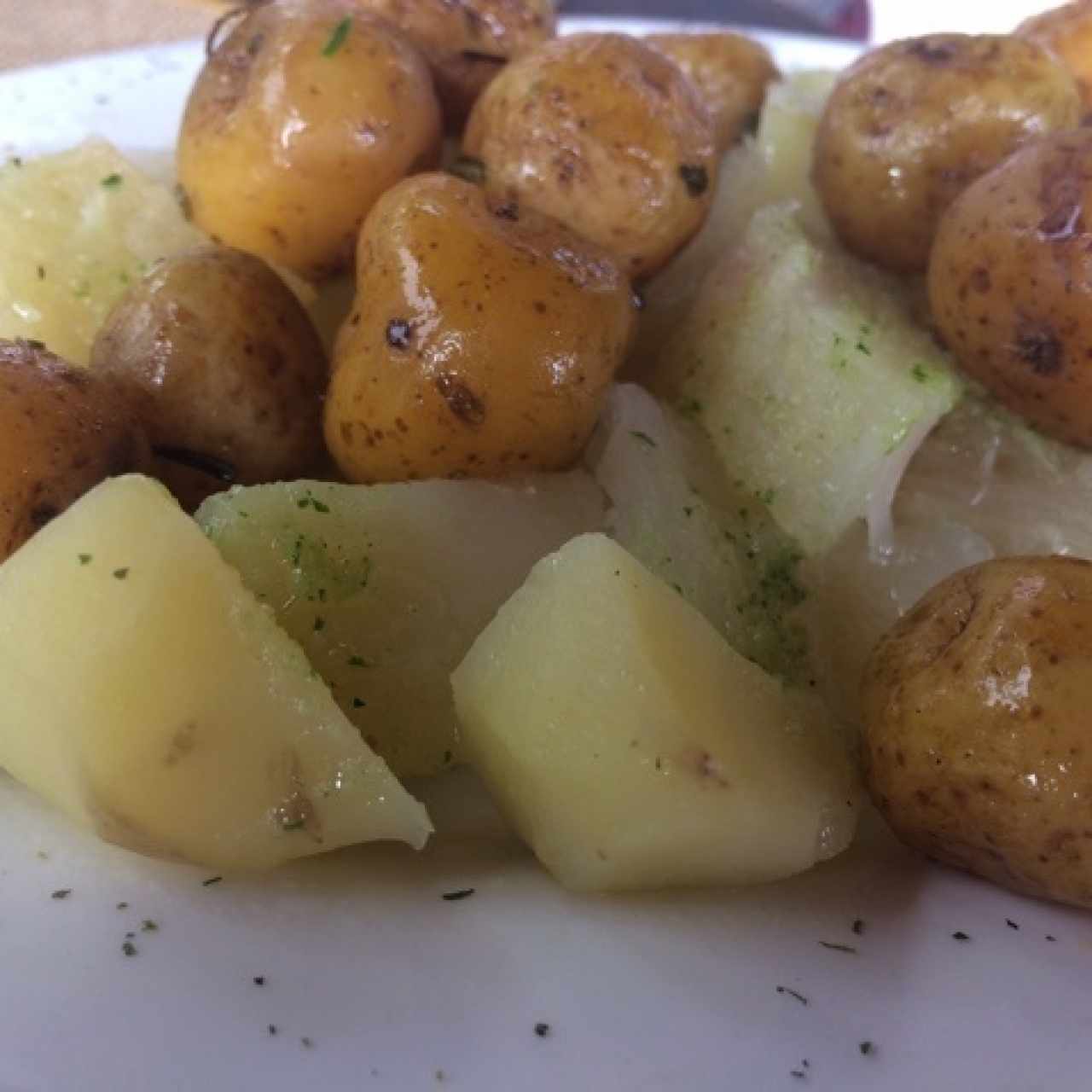 papas y yuca, plato mixto 