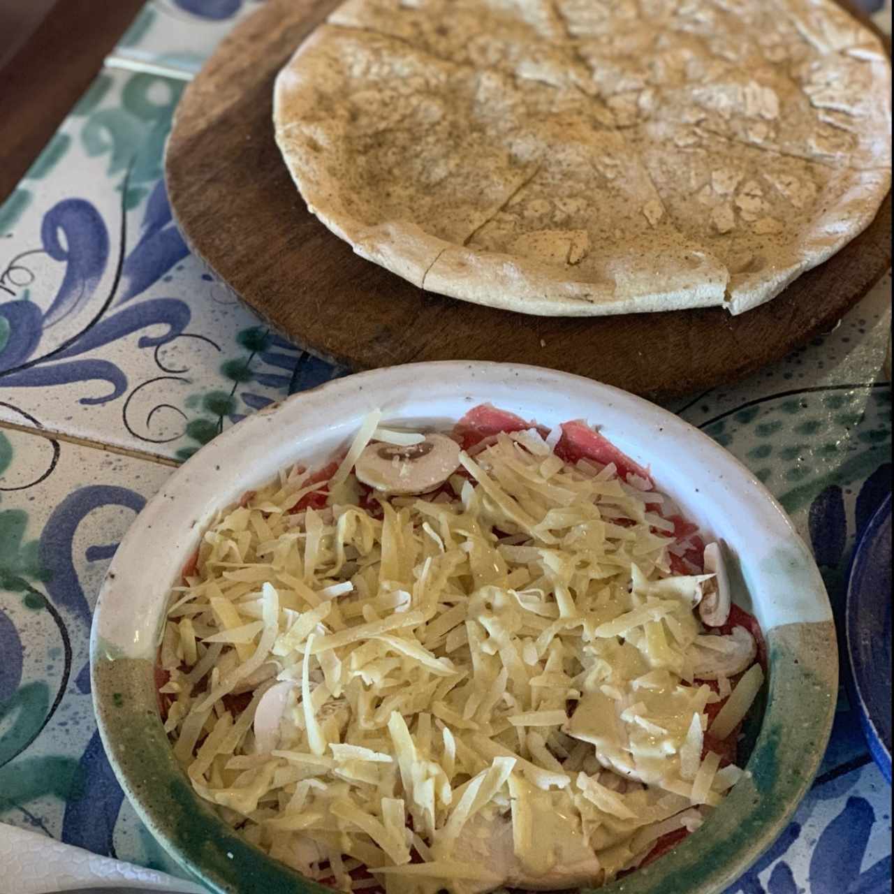 carpaccio con su focaccia 