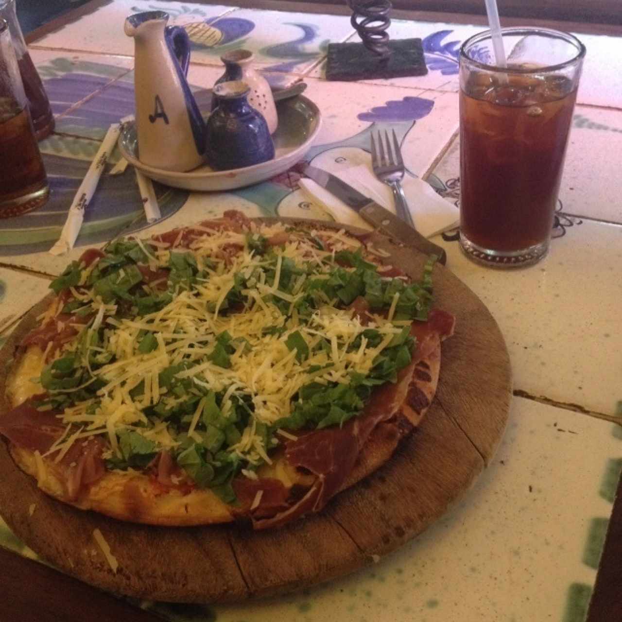 Pizza de Serrano y Rugula
