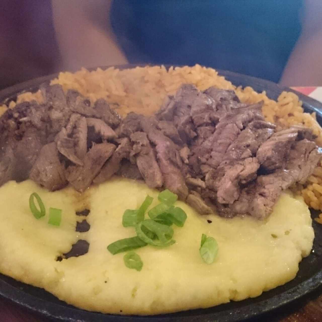 Sizzling Beef Fajitas (falta el acompañante al plato) 