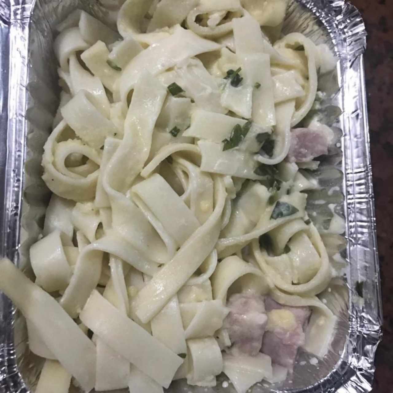Fetuccini Alfredo, Muy Bueno