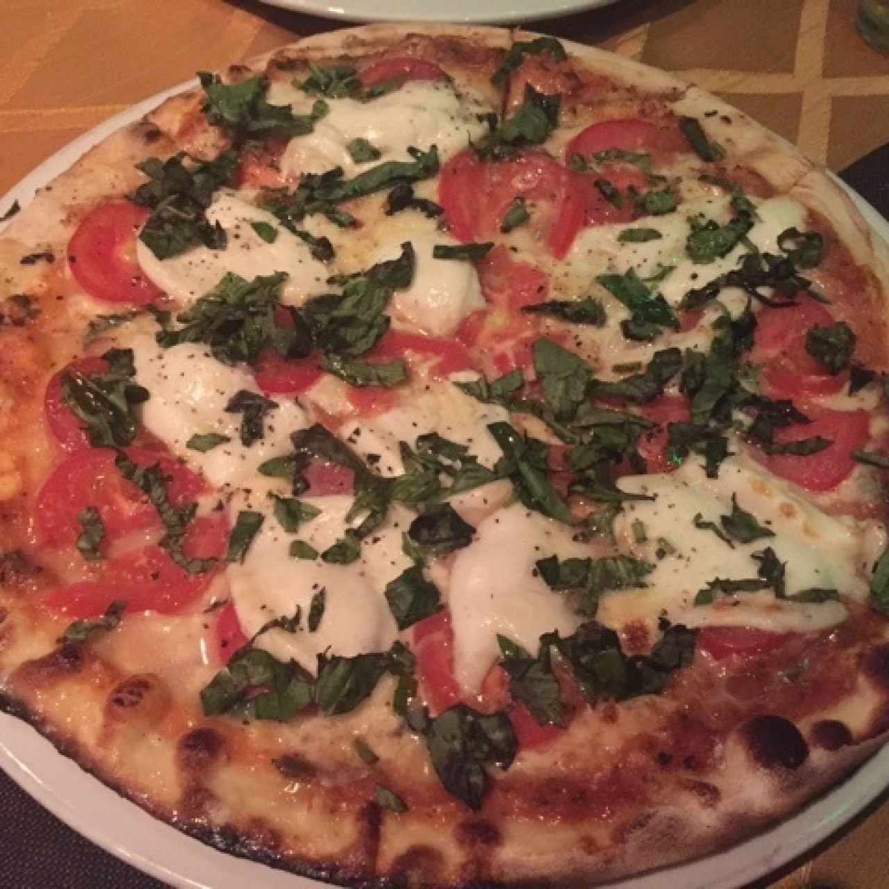 Pizza Regina. 