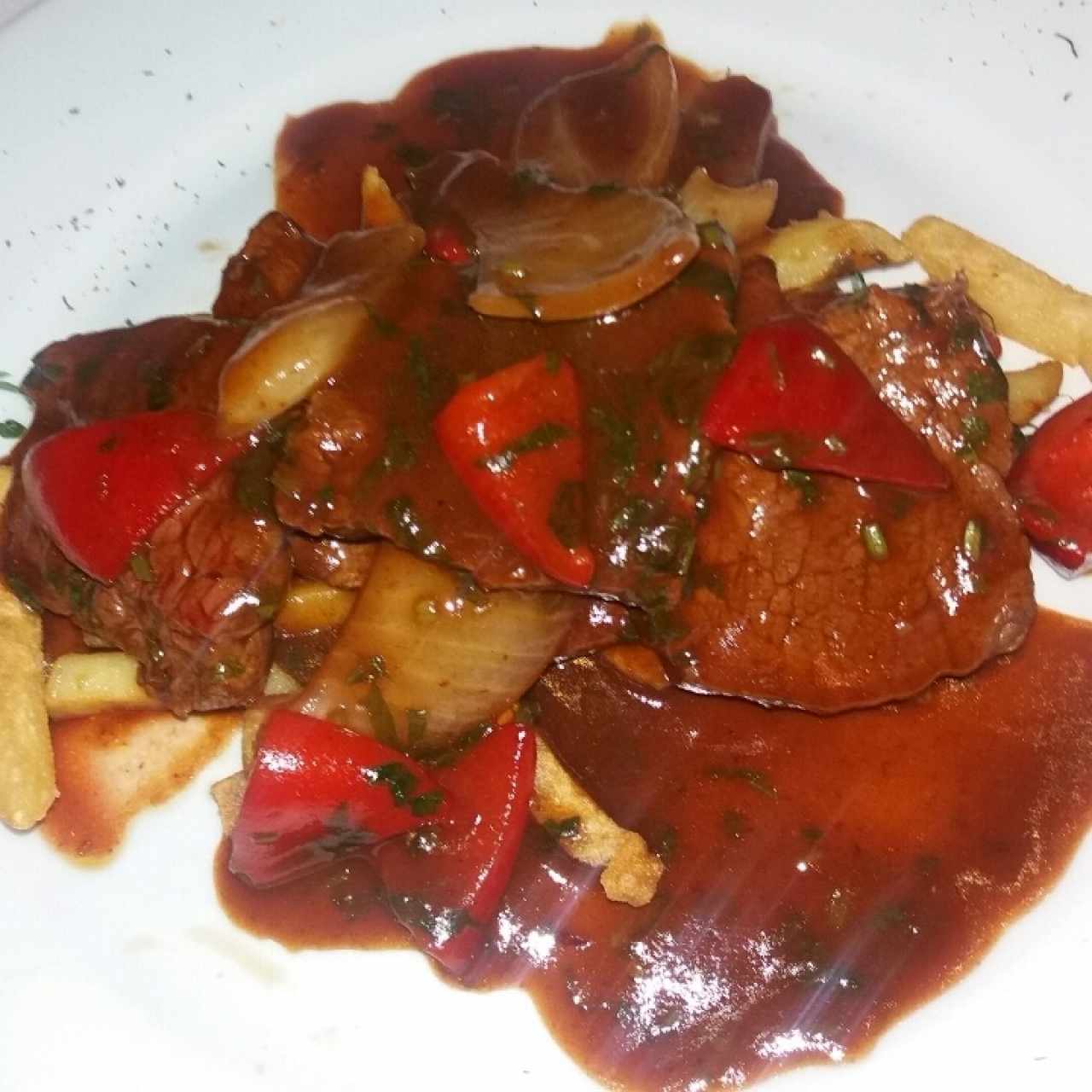 Salteado de lomito