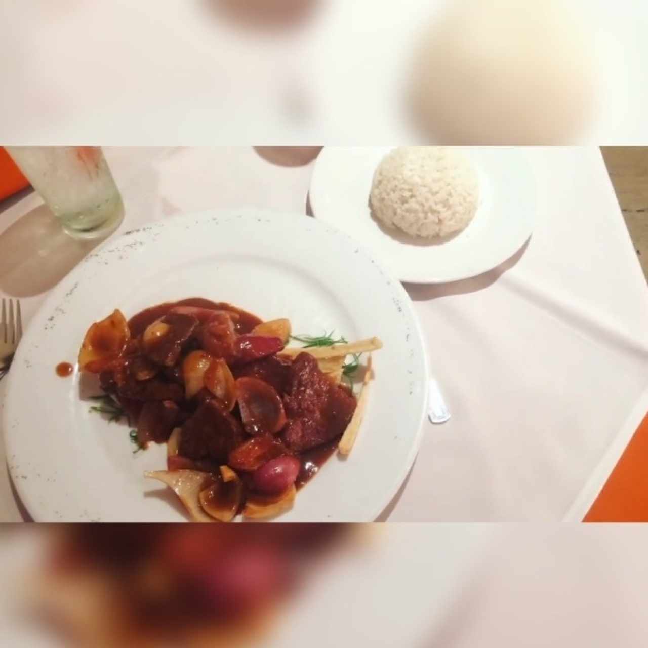 Lomito con Vegetales, Papas y Arroz