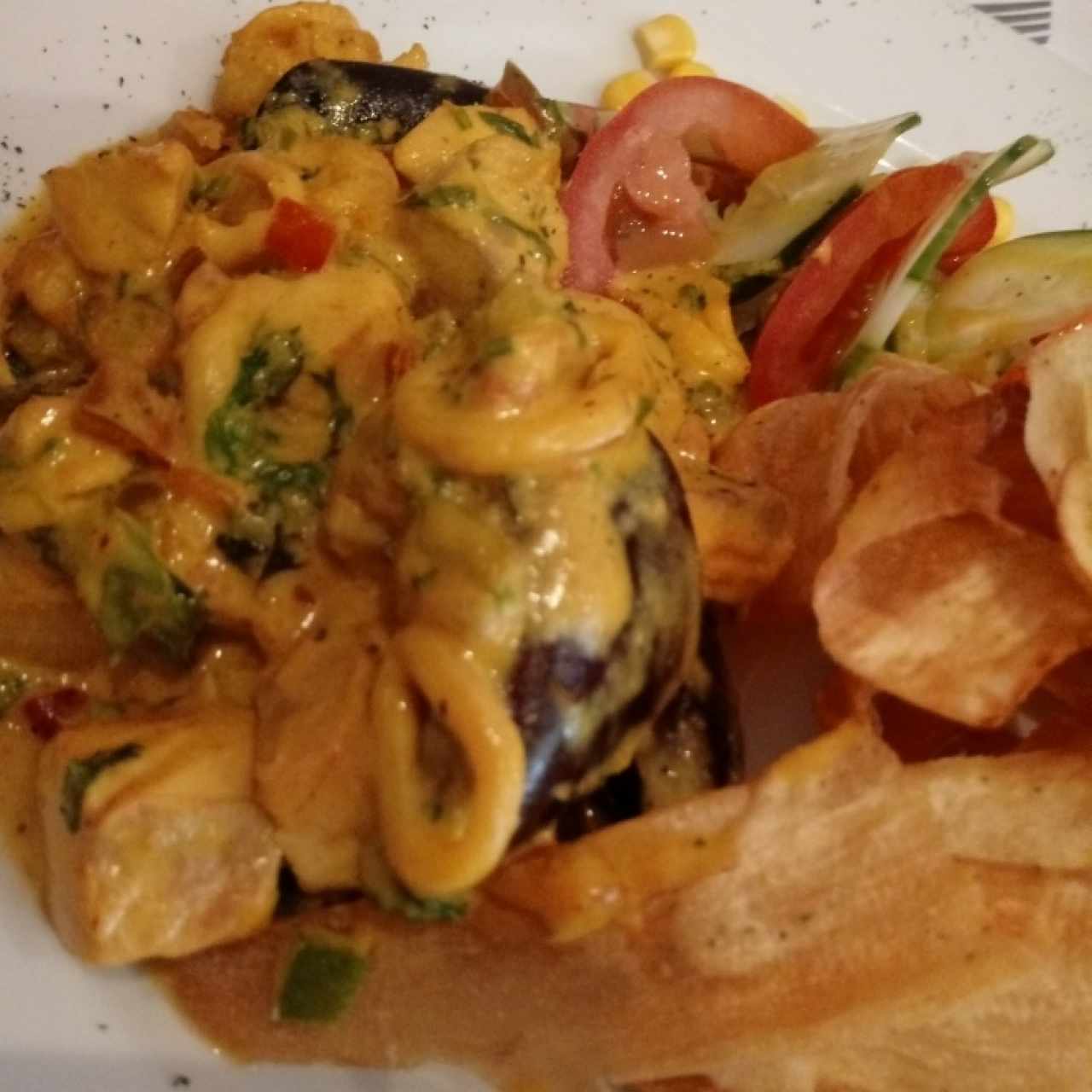cau-cau de mariscos