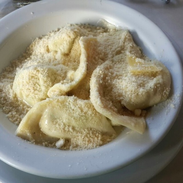 Torteloni Cuatro Queso