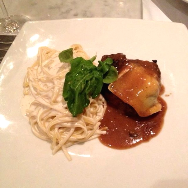 Carpacho de Lomito con linguini