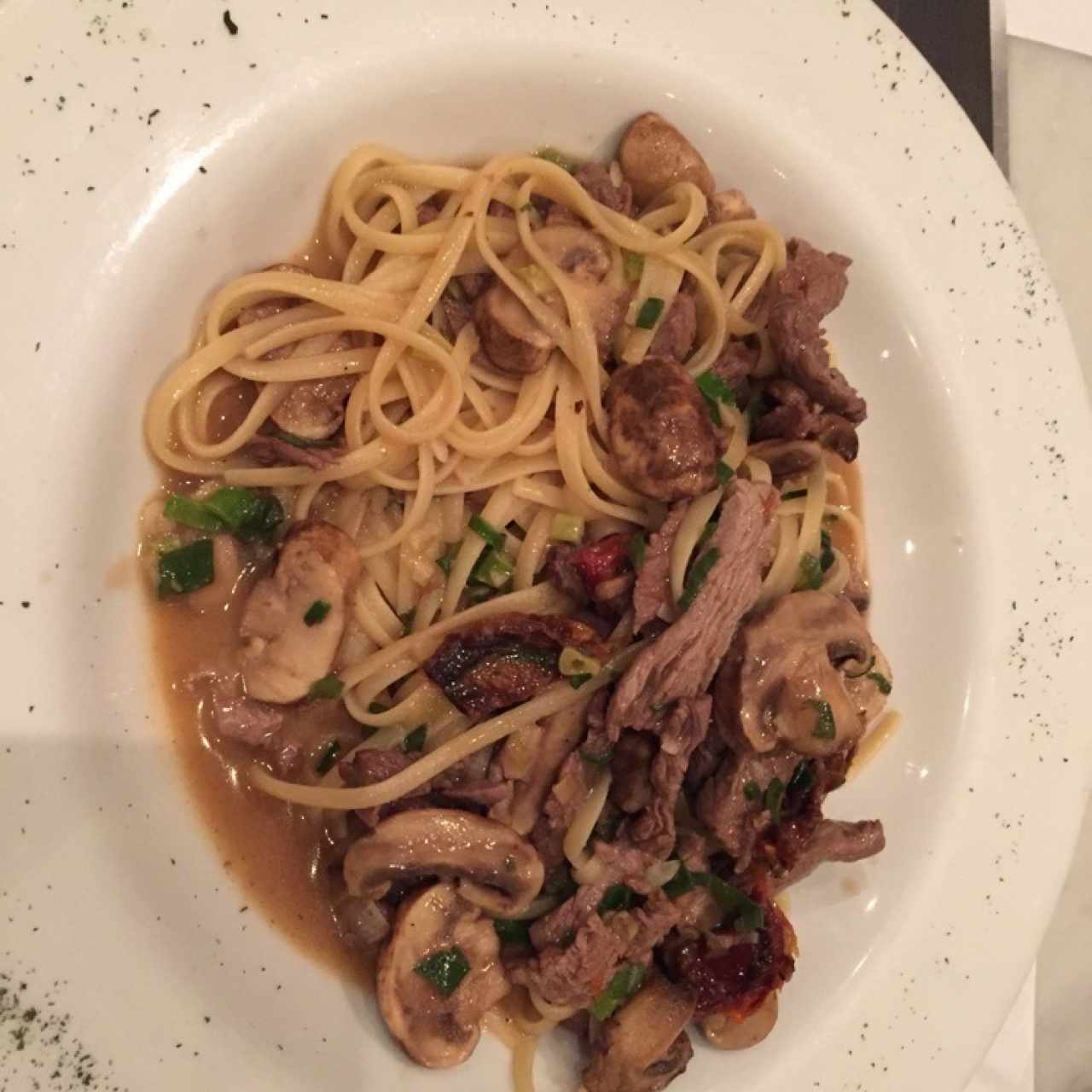 Pasta al Oglio con Lomito