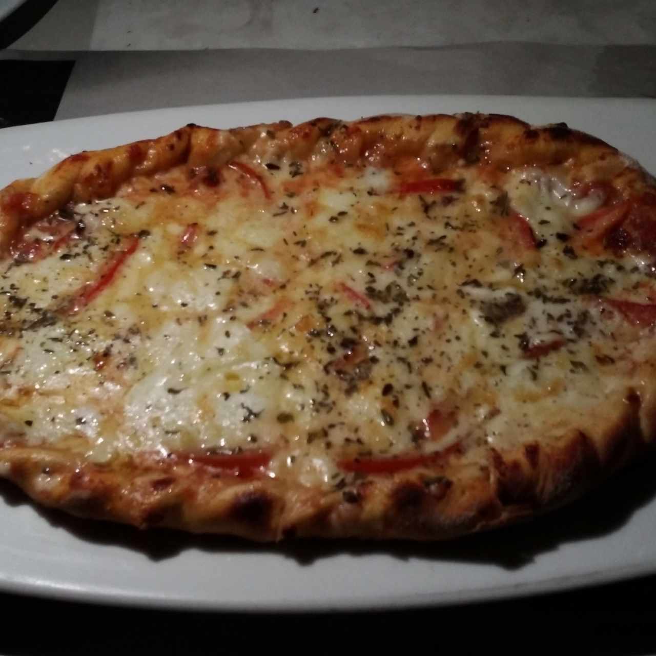 Pizza capresa