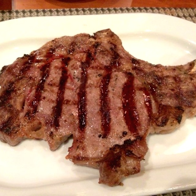 Brasero Steakhouse